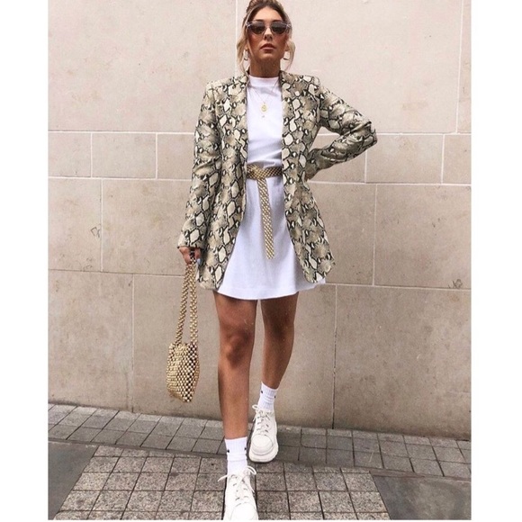 snake blazer zara